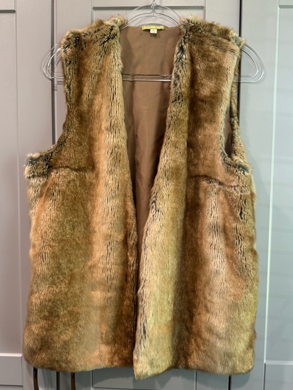 Gianni Bini Faux Fur Vest in Brown Size Medium Like New